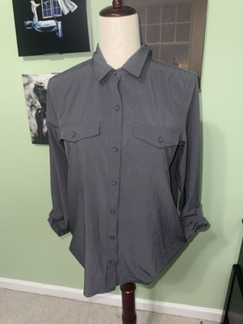 Eddie Bauer Womens Small Gray Button Down Shirt Roll Tab Sleeve Classic Fit
